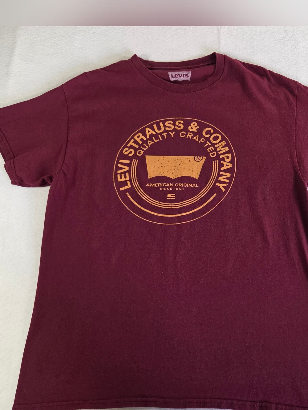 Levi's Burgundy Tee with Yellow Graphic Logo